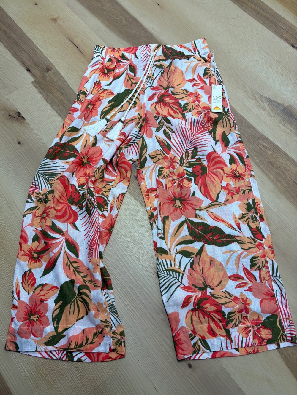 NWT C&C California Tropical Floral Linen Blend Wide Leg Crop Pants M